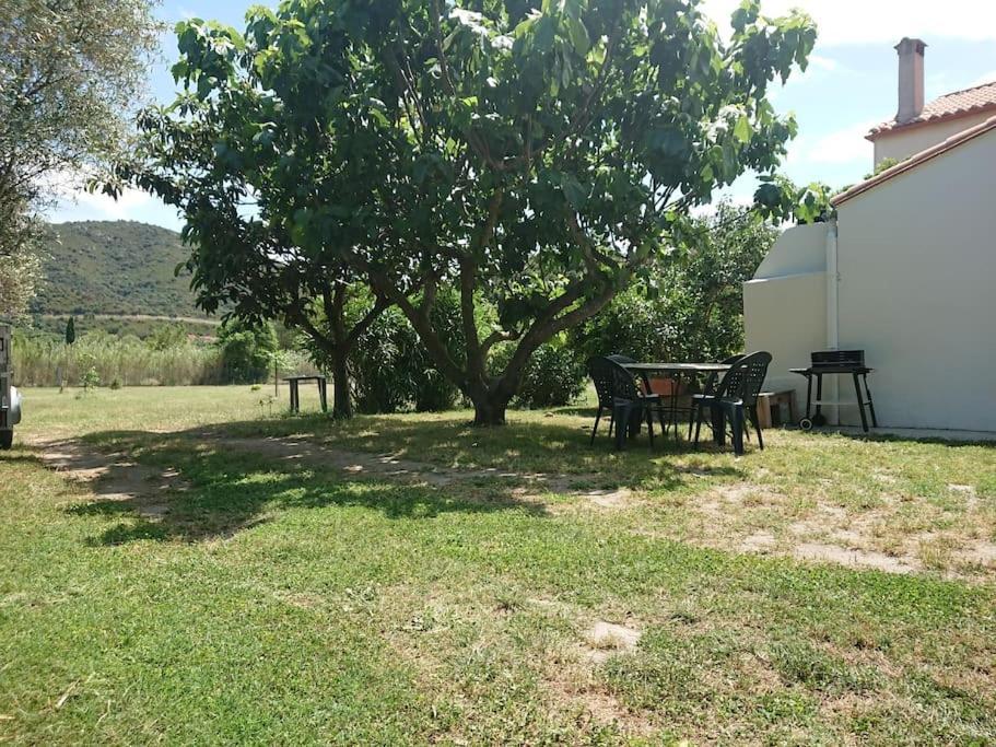 Maison Au Pied Des Pyrenees Vila Le Boulou Exterior foto